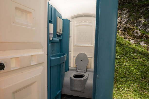 Best Temporary restroom rental  in Buffalo Center, IA